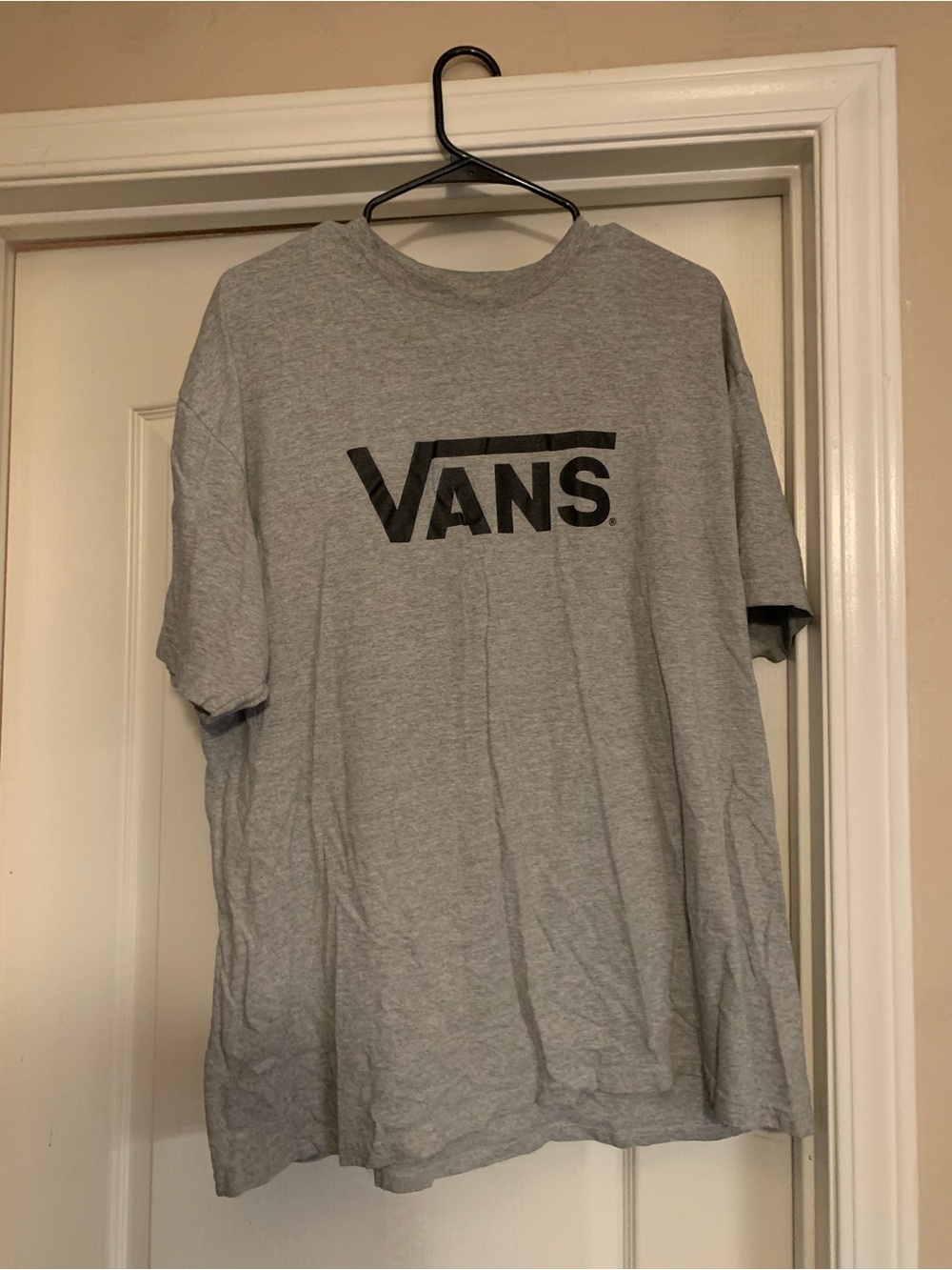 Vans Classic Logo Tee in Light Gray